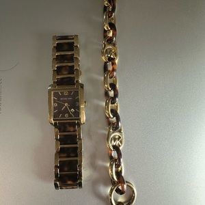 Michael Kors link watch brown and gold with matching link bracelet